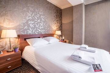 Фото номера Стандартный двухместный номер с 1 кроватью Отель Hotel Diament Vacanza Katowice - Siemianowice г. Семяновице-Слёнске 12
