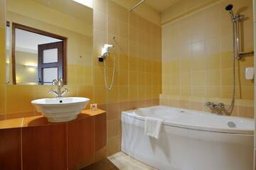 Фото номера Полулюкс Отель Hotel Diament Vacanza Katowice - Siemianowice г. Семяновице-Слёнске 2